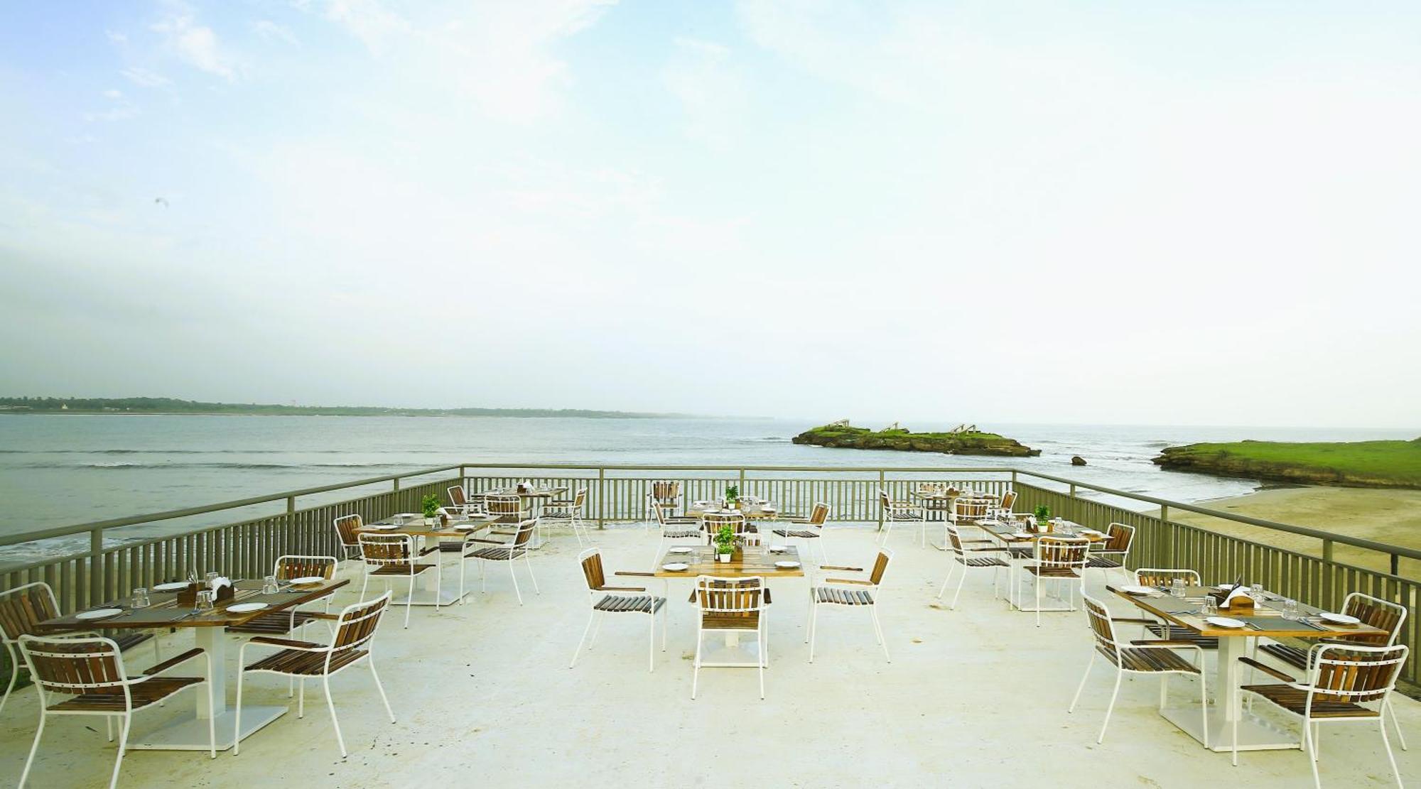 Kamnath Zinc Journey By The Fern, Diu Hotel Bagian luar foto
